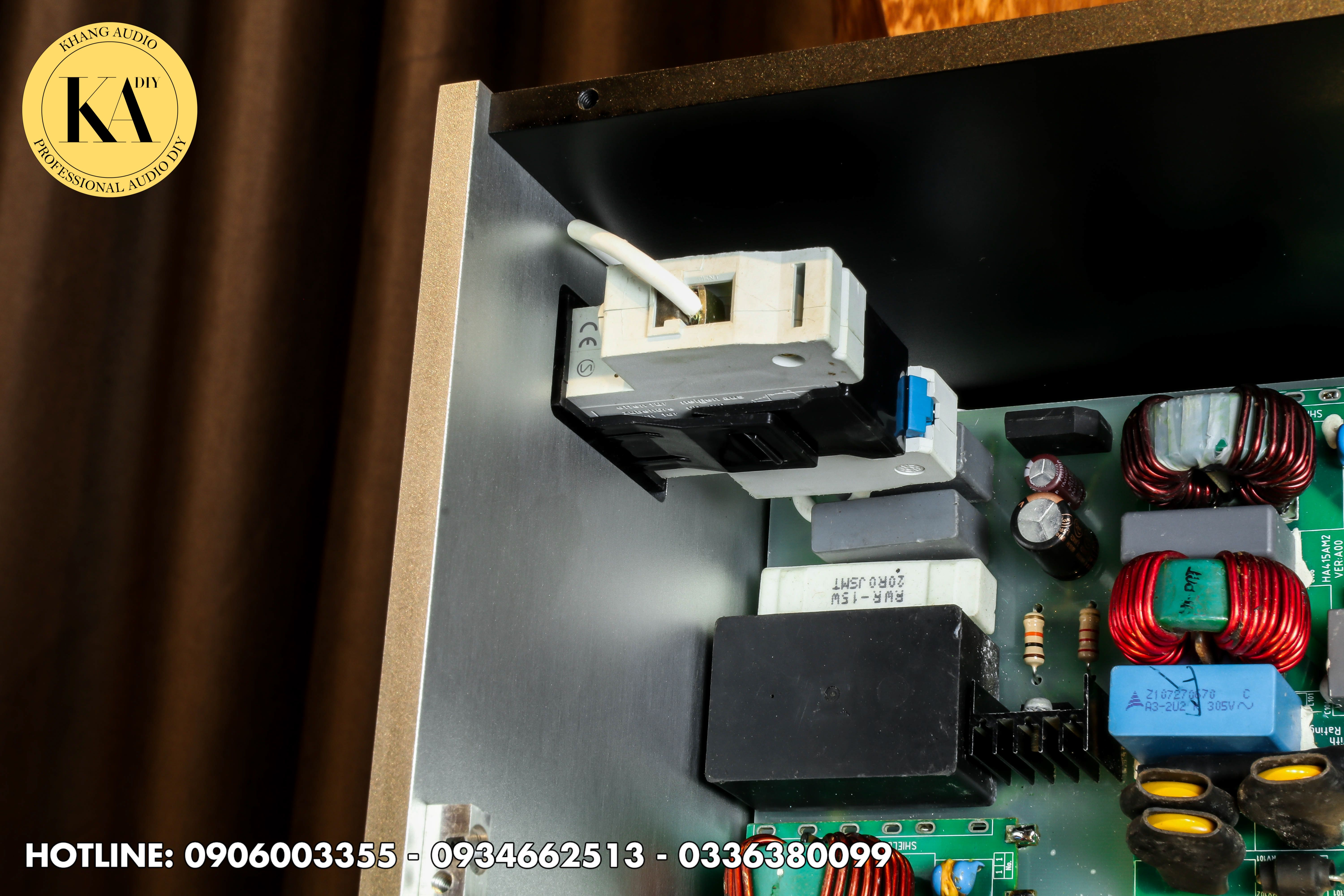 Biến áp cách ly 3,5Kva chuyên dụng cho audio tích hợp lọc điện Mỹ, đủ điện áp 100v, 120v, 220v  khởi động mềm, tích hợp ổ cắm đa năng của Mỹ phù hợp với những bộ dàn hi end, Karaoke  và chơi công suất lớn