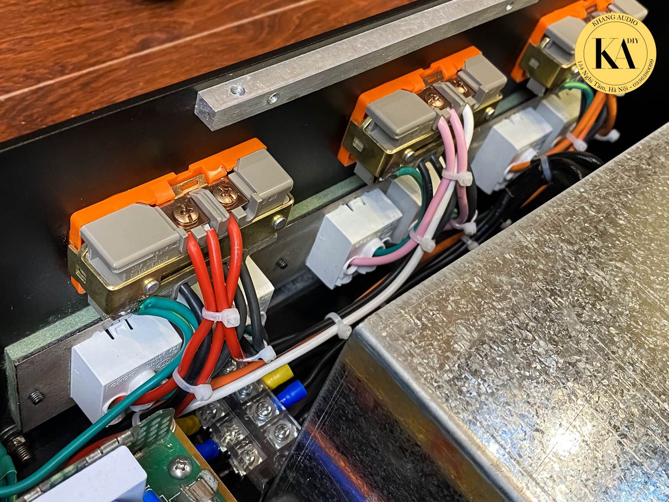 Biến Áp Cách Ly Xuyến CBN 1.5KVA