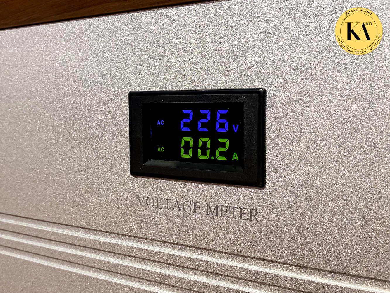 Biến Áp Cách Ly Xuyến CBN 3.5KVA Walnut