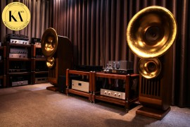 Tại Sao Người Chơi Audio Hay Lựa Chọn Kệ Audio Chuyên Dụng Cho Bộ Âm Thanh?